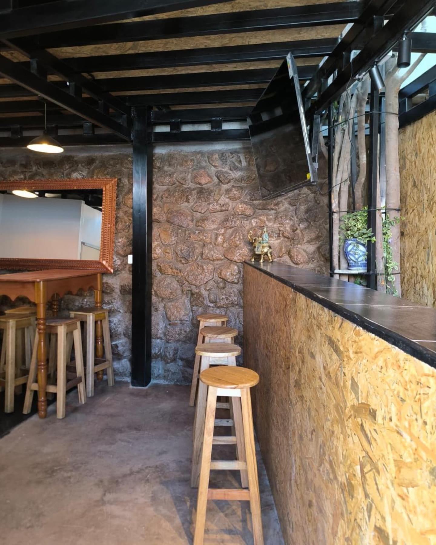 Hostal Haku *